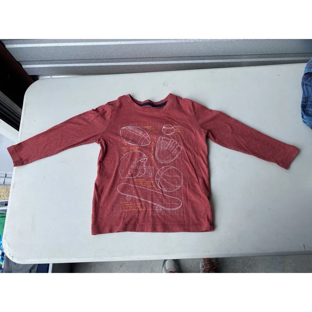 Unbranded this piece